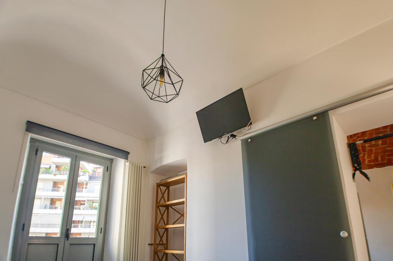 Dora'S Park Modern Apartment Turin Exterior photo